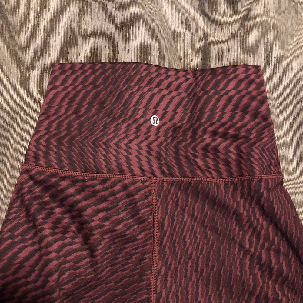 Lululemon high waist lagging